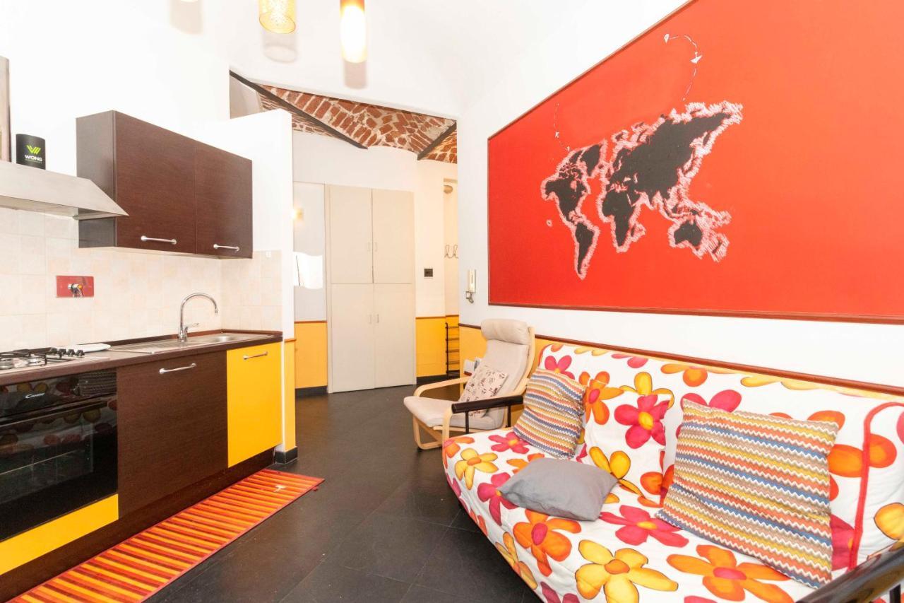 Colourful & Cozy Apartment Cenisia 都灵 外观 照片