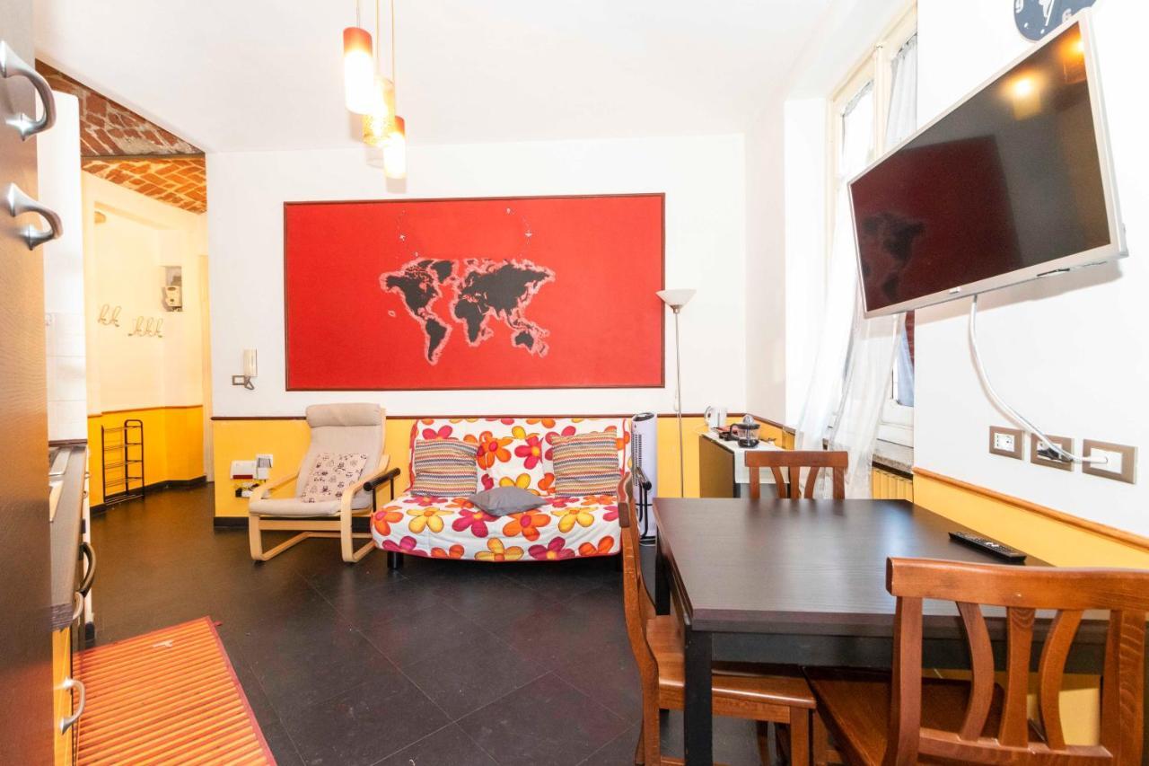 Colourful & Cozy Apartment Cenisia 都灵 外观 照片