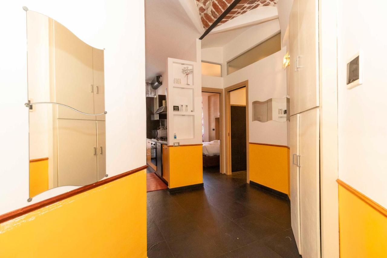Colourful & Cozy Apartment Cenisia 都灵 外观 照片